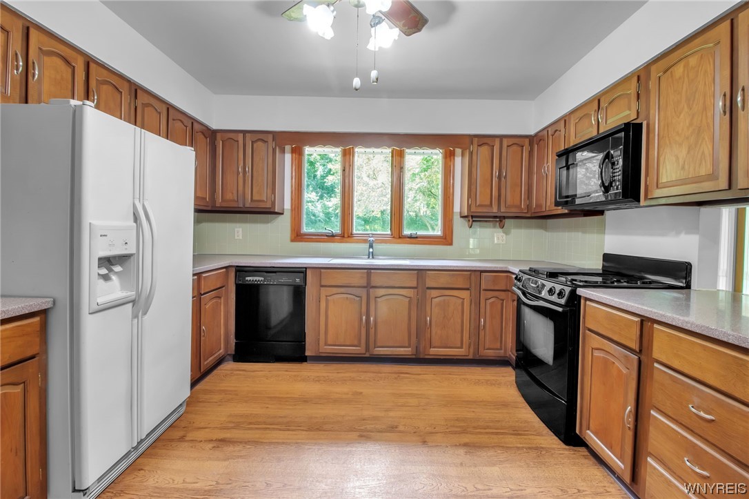 1022 Ridge Road Lewiston, NY 14092 - Photo 31 of 48