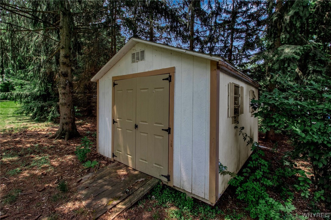 1022 Ridge Road Lewiston, NY 14092 - Photo 9 of 48