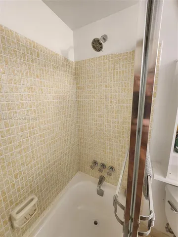 $1,650 | 7600 Northwest 5th Court, Unit 202, Margate, FL 33063