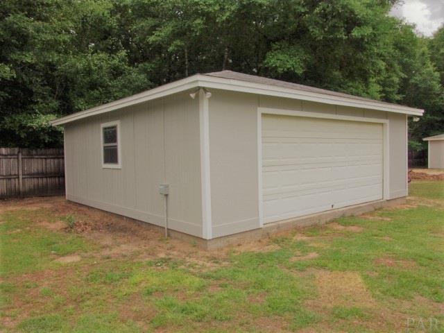 4936 East Spencer Field Road Pace, FL 32571 - Photo 5 of 30