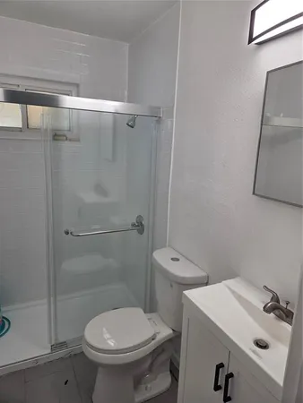 $1,750 | 2559 Valwood Parkway, Farmers Branch, TX 75234