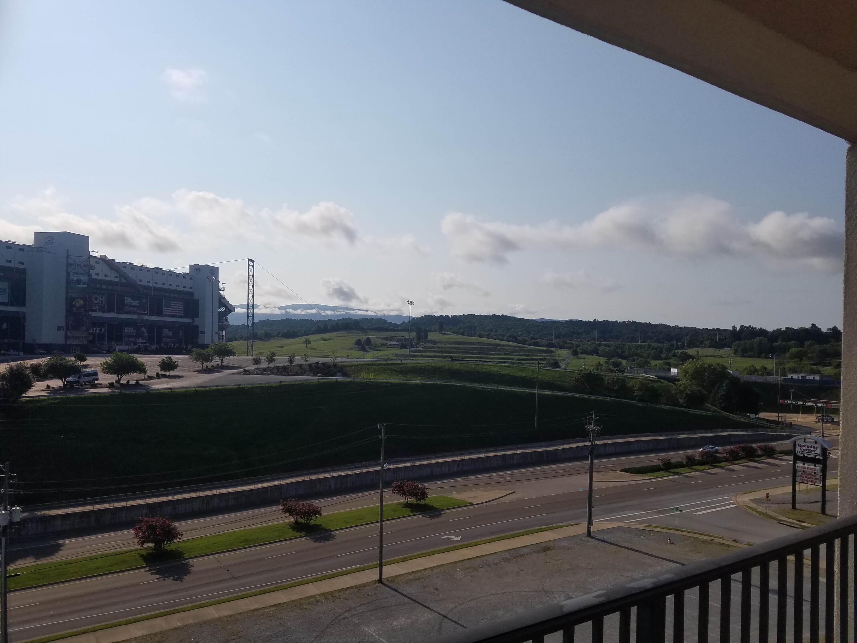 120 Raceday Center Drive, Unit 506 Bristol, TN 37620 - Photo 15 of 40 20200826_093452