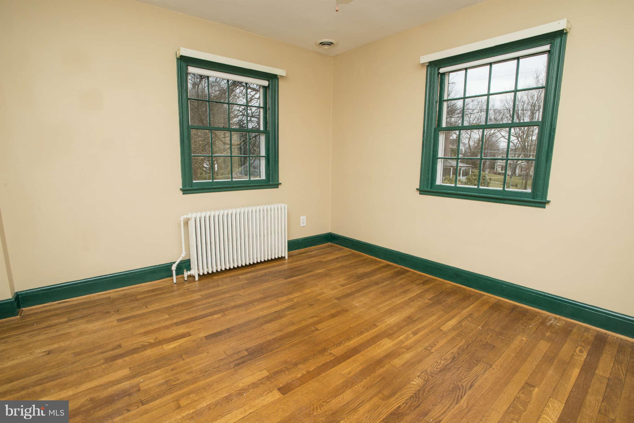 600 Sussex Road Baltimore, MD 21286 - Photo 21 of 30 Bedroom 2