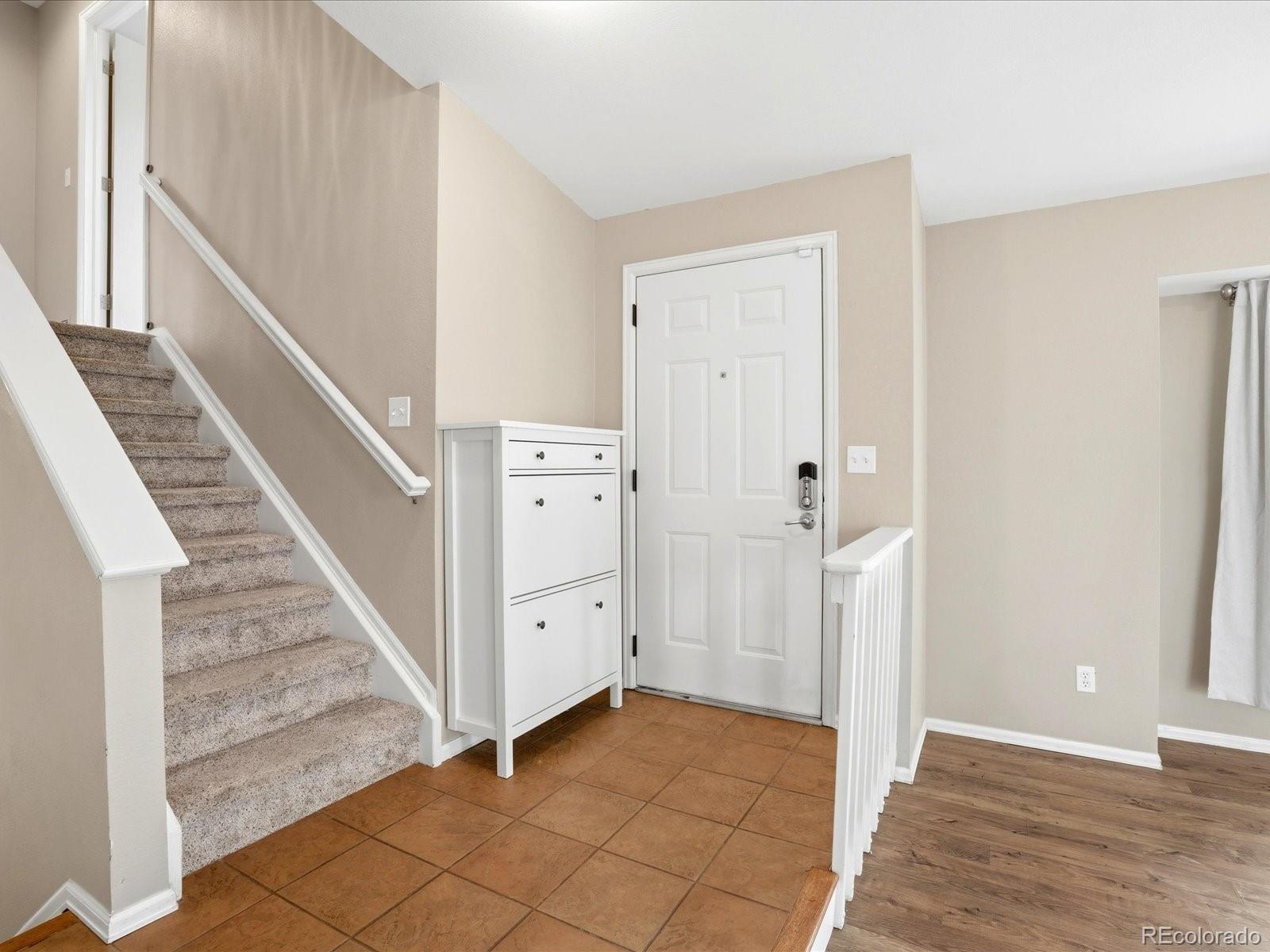 617 Ridgeglen Way Highlands Ranch, CO 80126 - Photo 2 of 32 Gallery Image 2
