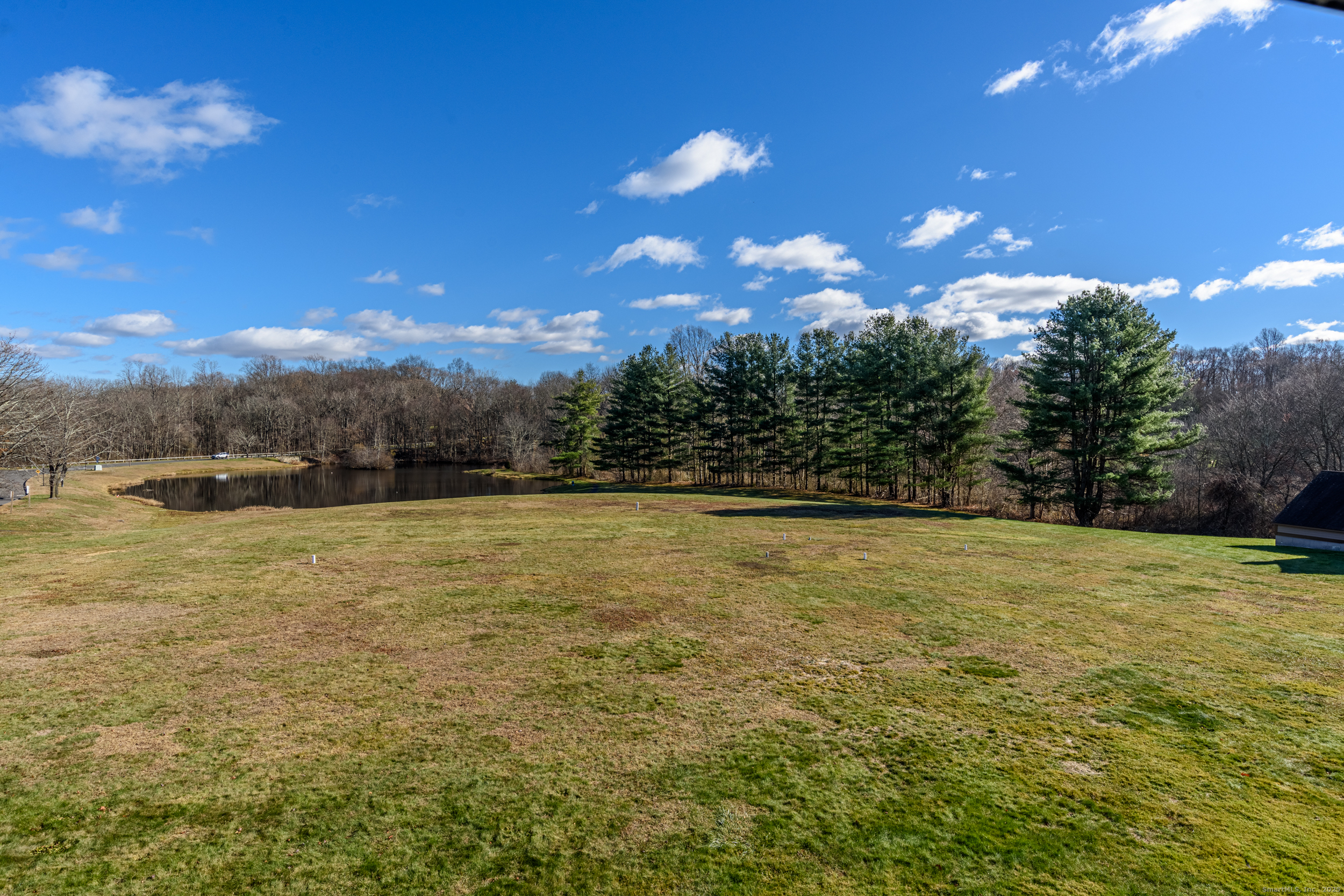 84 Stillmeadow Circle, Unit 84 Monroe, CT 06468 - Photo 19 of 20 a view of a yard