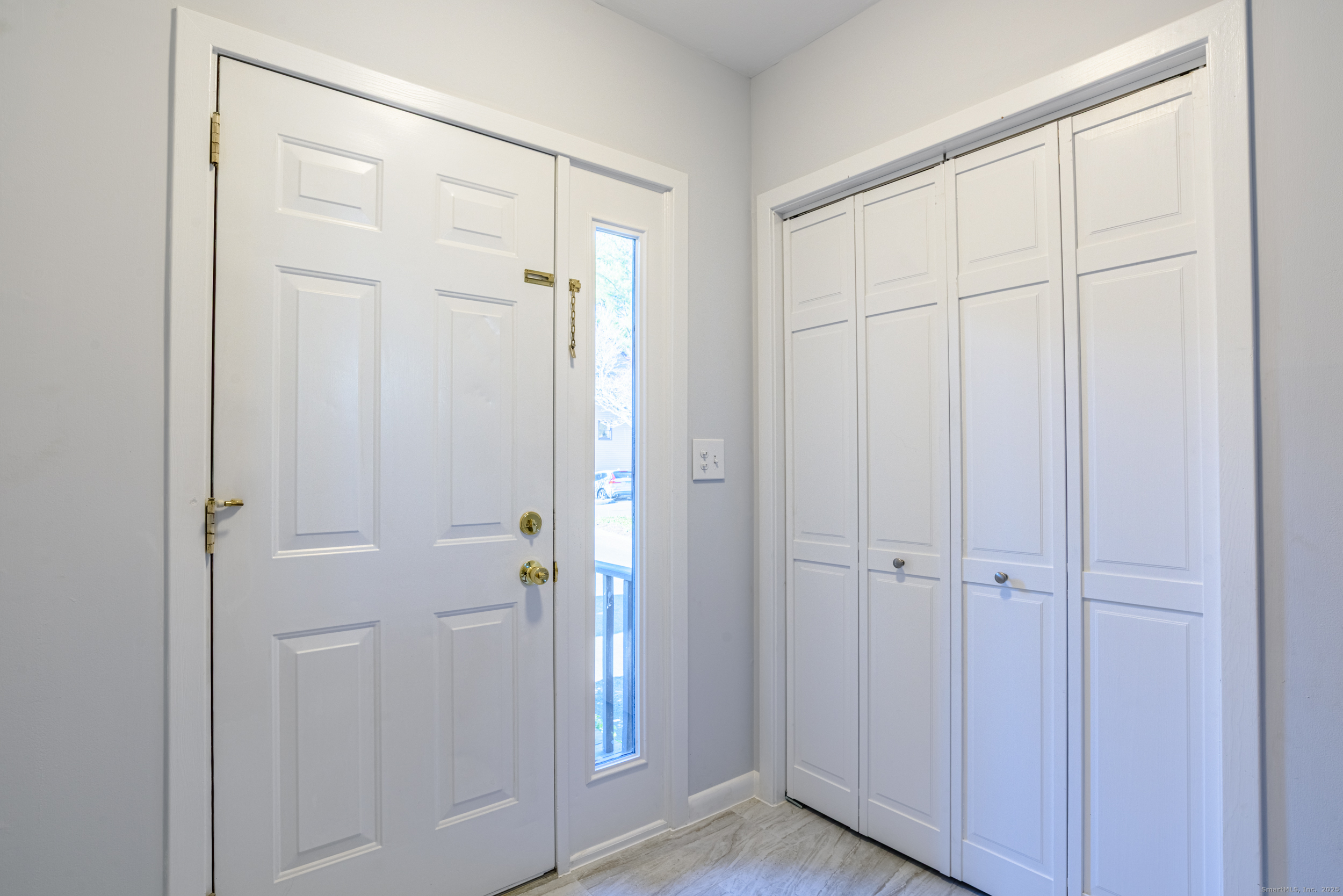 84 Stillmeadow Circle, Unit 84 Monroe, CT 06468 - Photo 3 of 20 a view of a bathroom