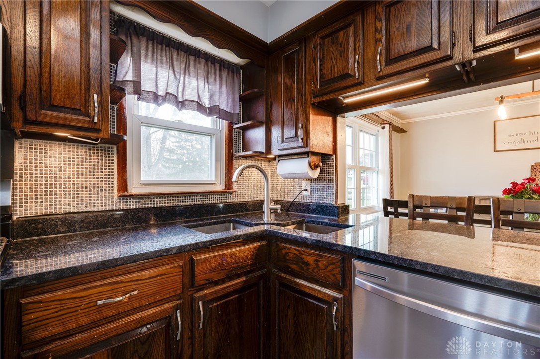 3859 Shaker Road Franklin, OH 45005 - Photo 15 of 41 Gallery Image 15
