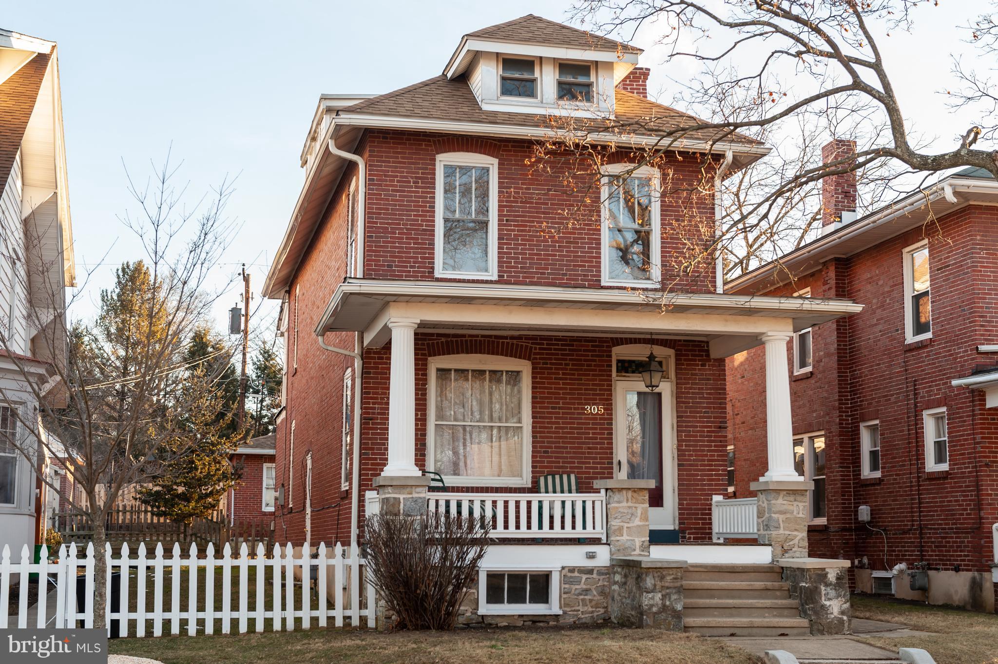 305 North Waverly Street Reading, PA 19607 - Photo 1 of 18 Front