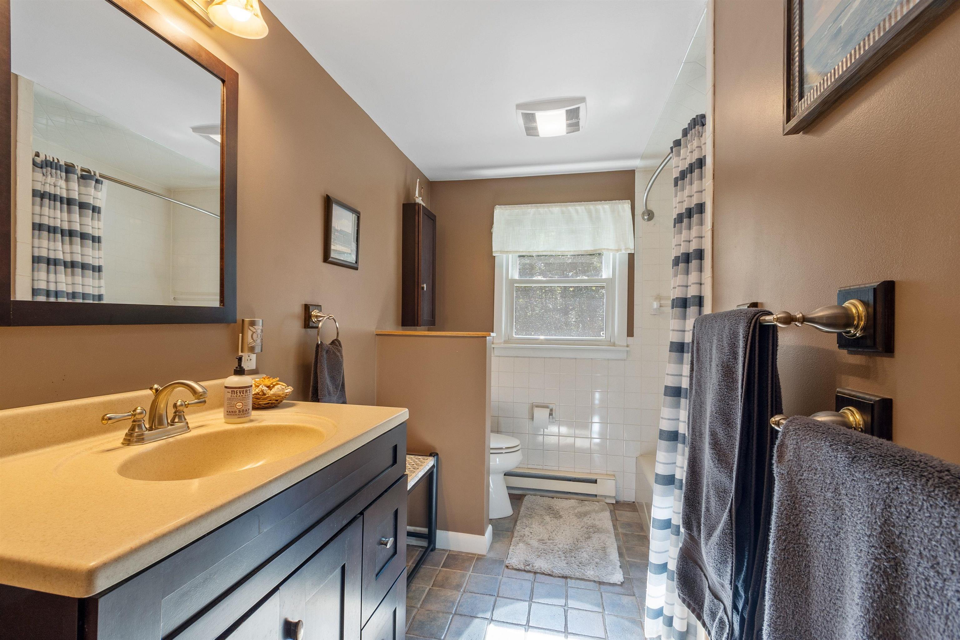 45 River Road Stratham, NH 03885 - Photo 6 of 19