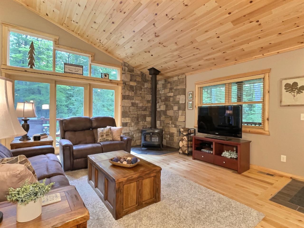 1328 South Bay Road St. Germain, WI 54558 - Photo 5 of 47 Gallery Image 5
