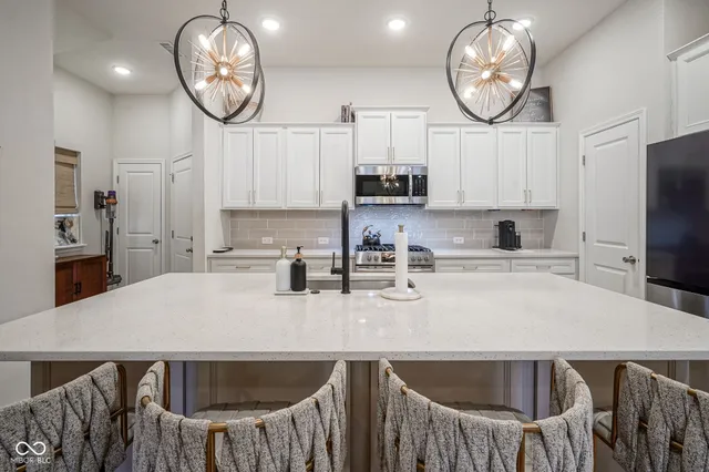 $470,000 | 1045 Valentine Lane, Carmel, IN 46032