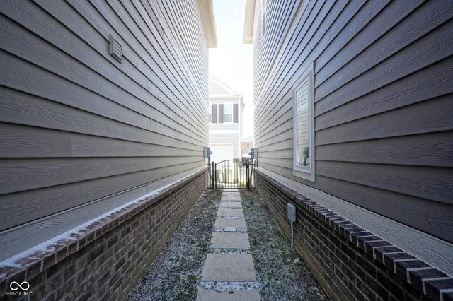 $470,000 | 1045 Valentine Lane, Carmel, IN 46032