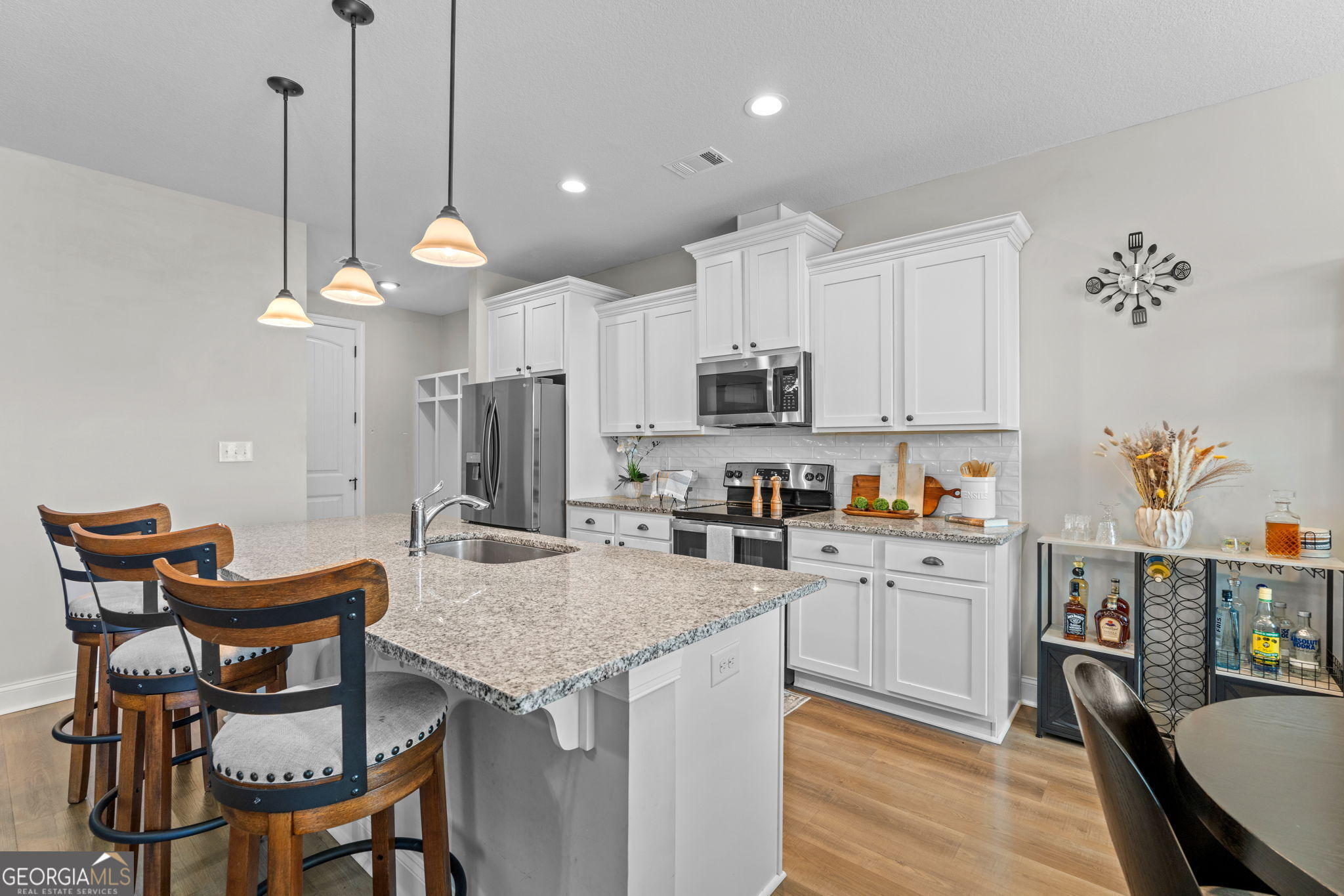 122 Blue Dunn Circle Perry, GA 31069 - Photo 4 of 33