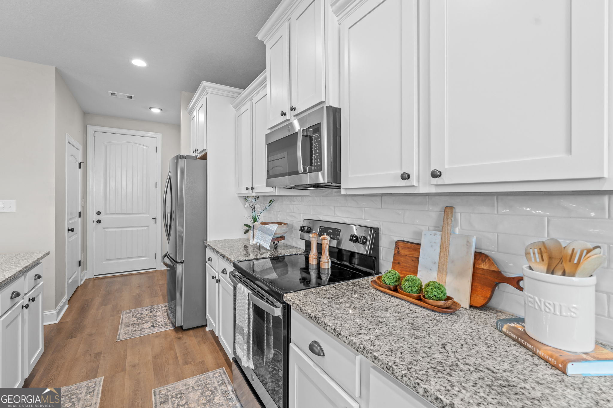 122 Blue Dunn Circle Perry, GA 31069 - Photo 8 of 33