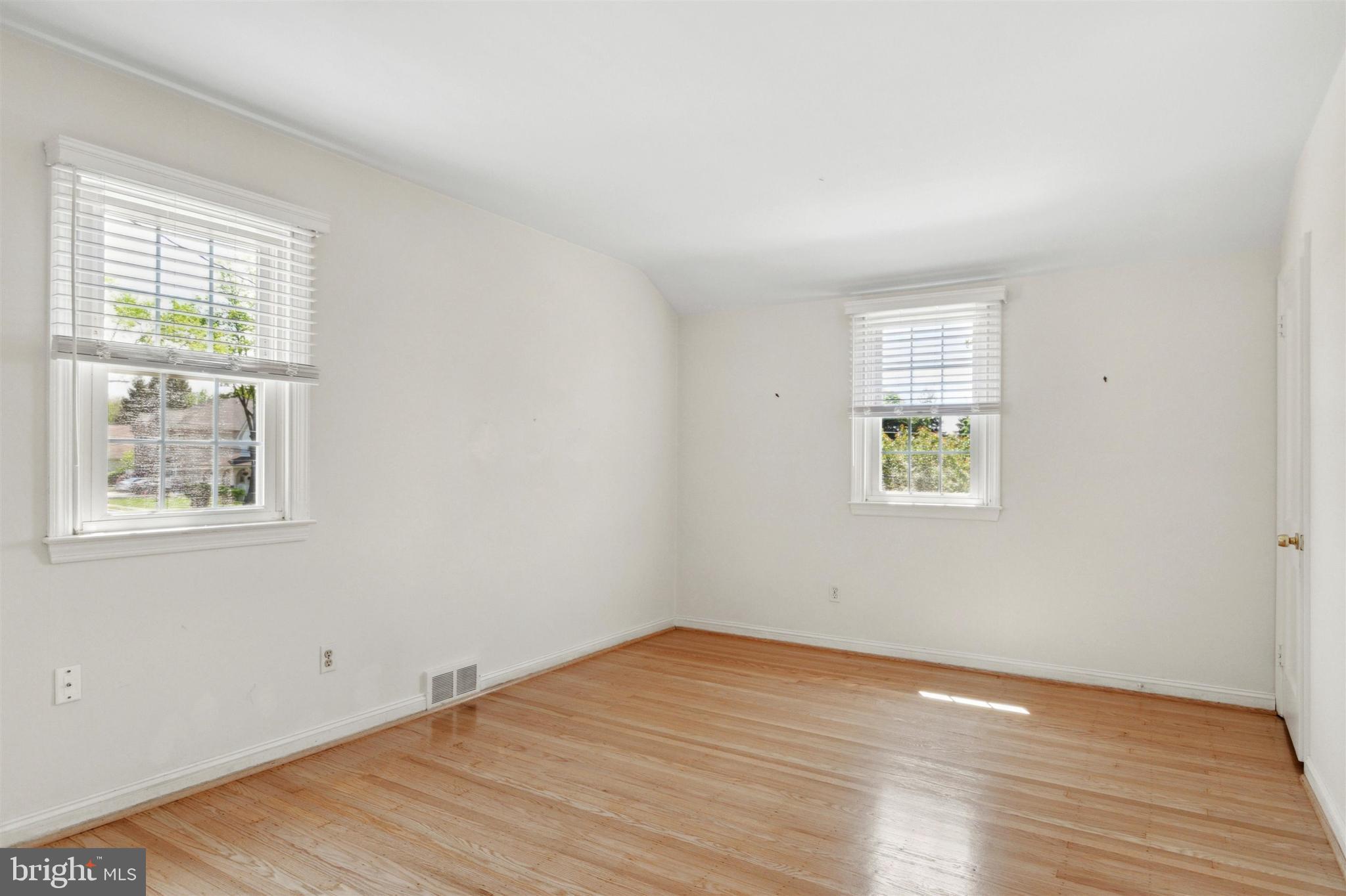 1500 Dorchester Road Havertown, PA 19083 - Photo 20 of 25 Bedroom
