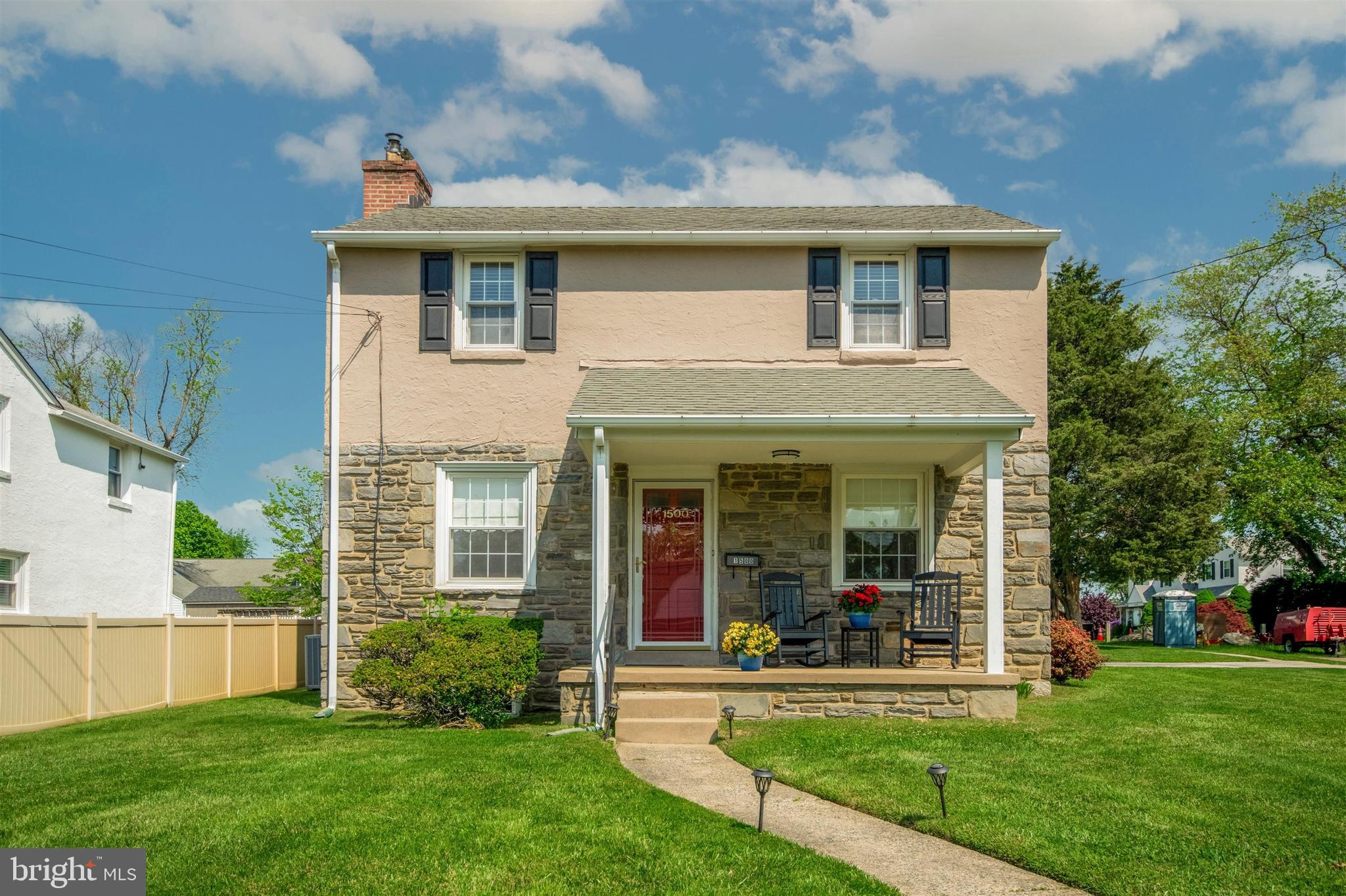 1500 Dorchester Road Havertown, PA 19083 - Photo 2 of 25 Front Porch