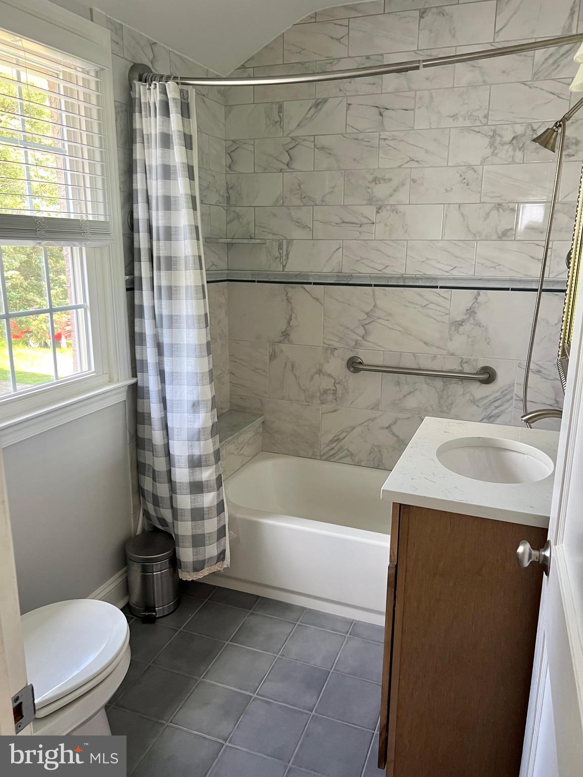 1500 Dorchester Road Havertown, PA 19083 - Photo 24 of 25 Bathroom