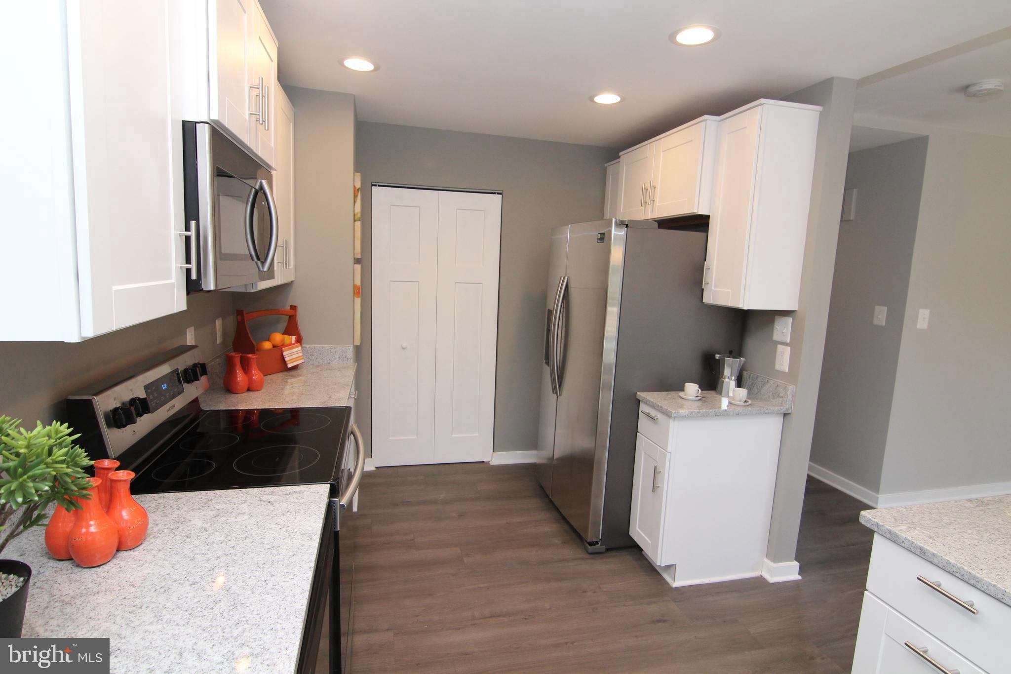 11600 Brandon Hill Way Reston, VA 20194 - Photo 9 of 60 Pantry!