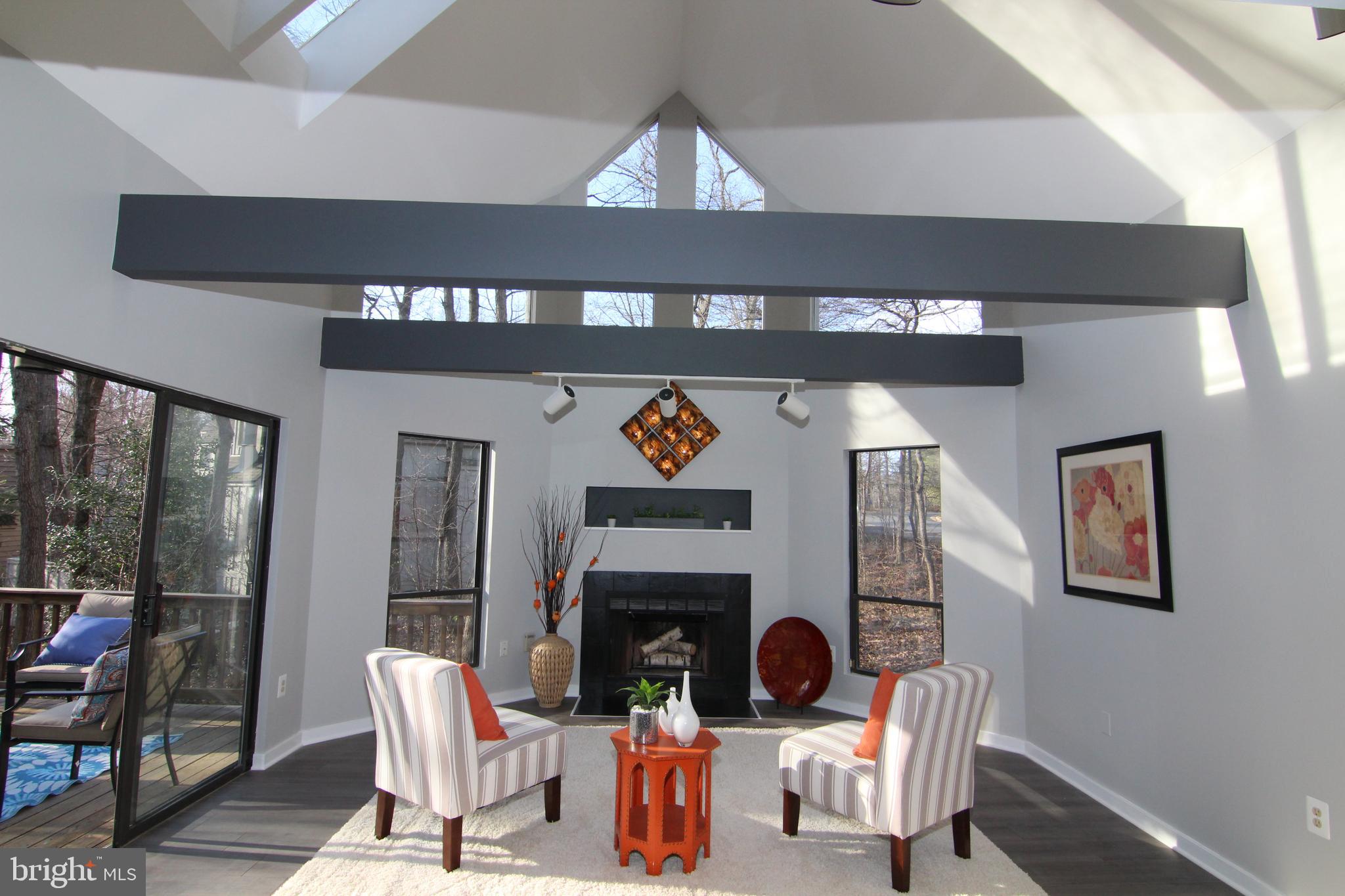 11600 Brandon Hill Way Reston, VA 20194 - Photo 10 of 60 Accent Beams & Windows add tons of character!