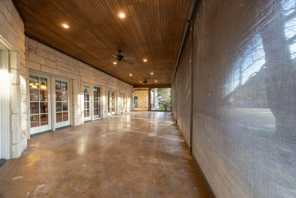 19706 C R 3100 Slaton, TX 79364 - Photo 101 of 195 AshleyAdamsMedia-662