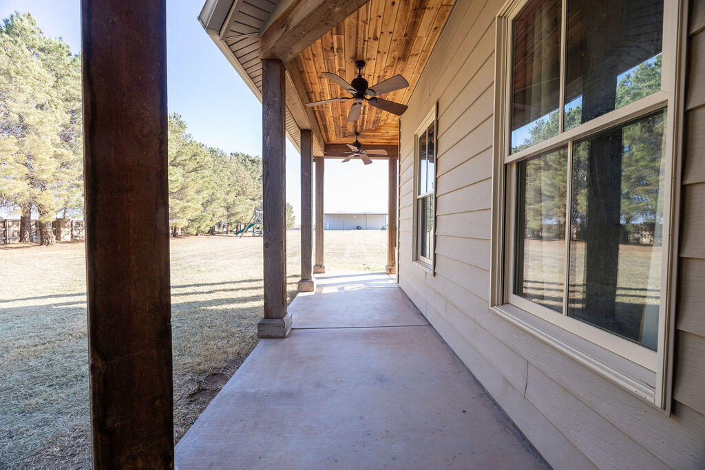 19706 C R 3100 Slaton, TX 79364 - Photo 121 of 195 AshleyAdamsMedia-613