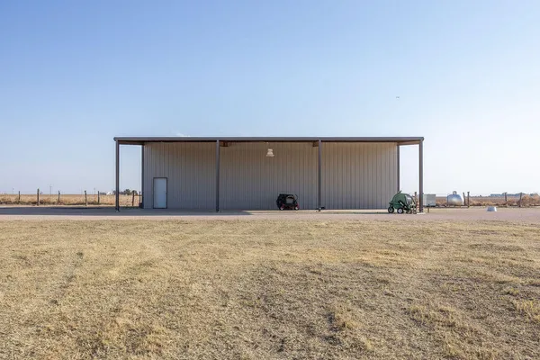 $1,450,000 | 19706 C R 3100, Slaton, TX 79364
