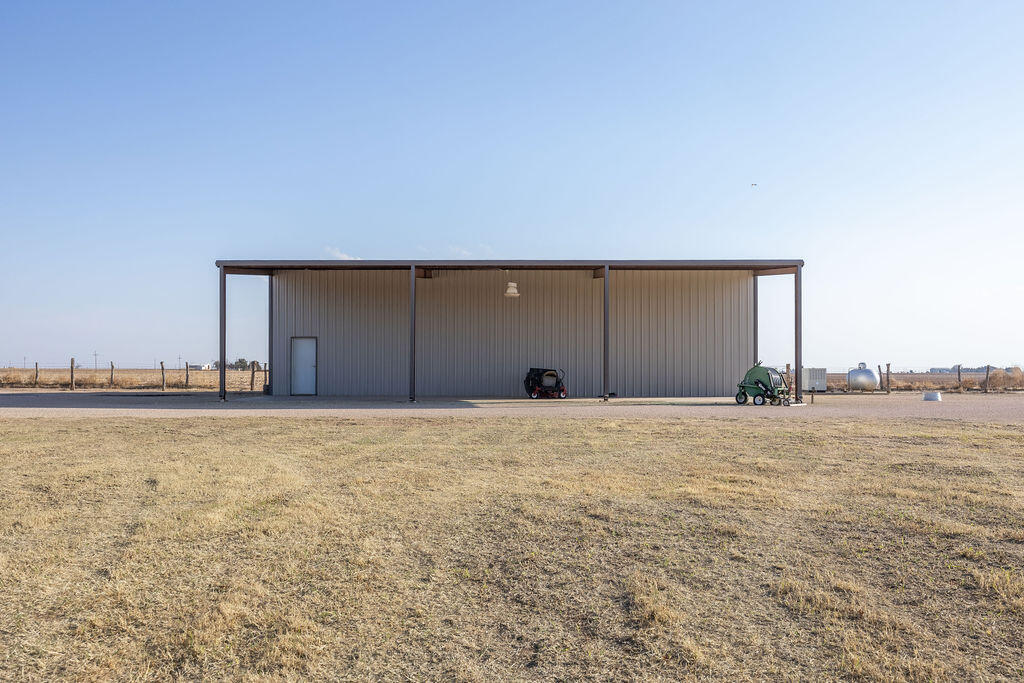 19706 C R 3100 Slaton, TX 79364 - Photo 150 of 195 AshleyAdamsMedia-616