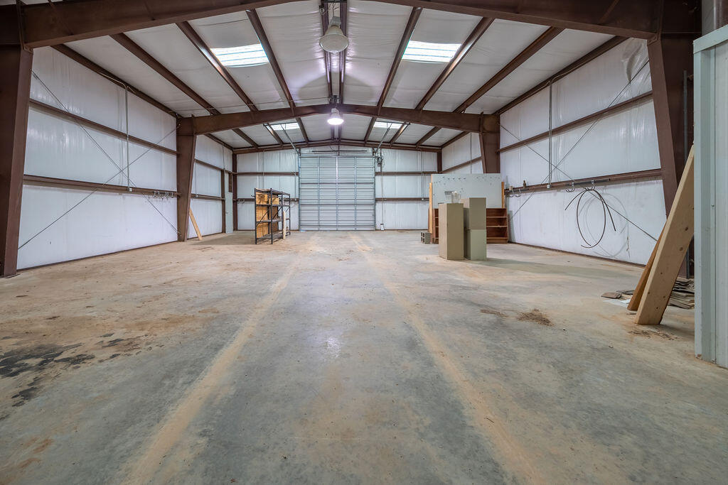 19706 C R 3100 Slaton, TX 79364 - Photo 153 of 195 AshleyAdamsMedia-623