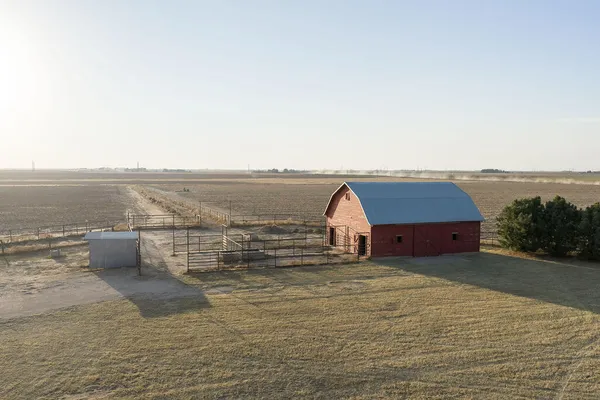 $1,450,000 | 19706 C R 3100, Slaton, TX 79364