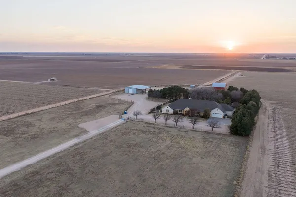 $1,450,000 | 19706 C R 3100, Slaton, TX 79364