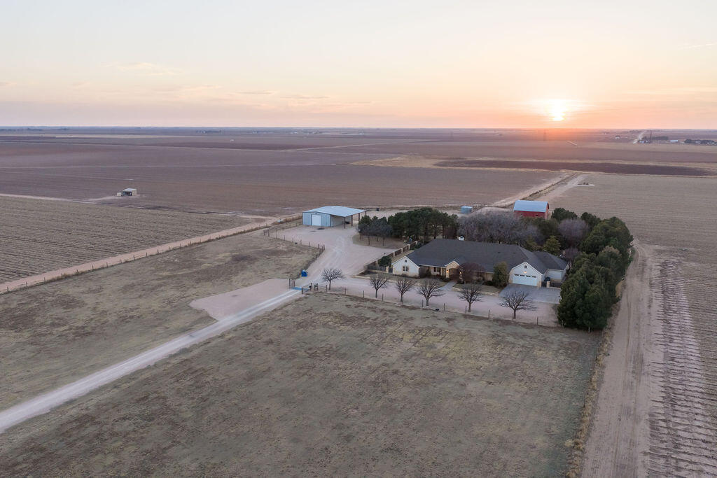 19706 C R 3100 Slaton, TX 79364 - Photo 192 of 195 AshleyAdamsMedia-747