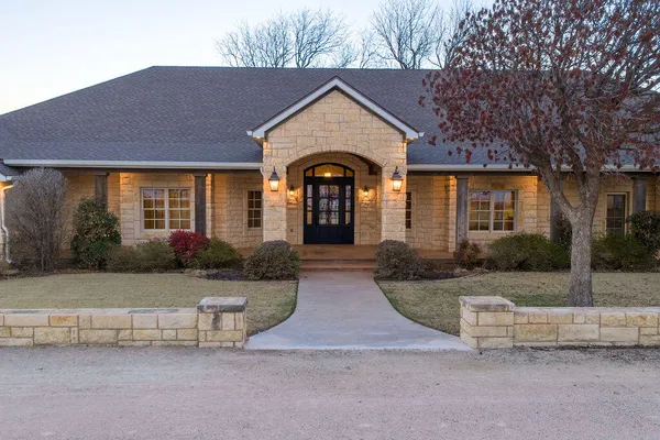 $1,450,000 | 19706 C R 3100, Slaton, TX 79364