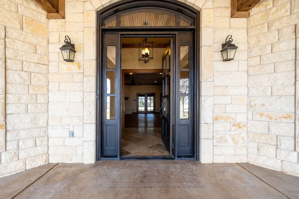 19706 C R 3100 Slaton, TX 79364 - Photo 28 of 195 AshleyAdamsMedia-458