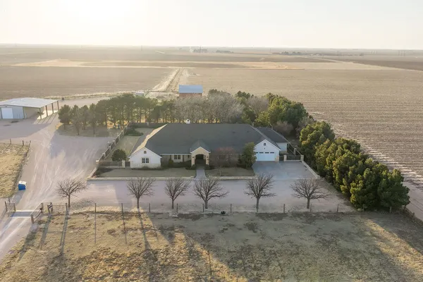 $1,450,000 | 19706 C R 3100, Slaton, TX 79364
