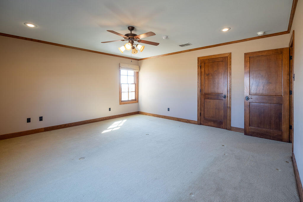 19706 C R 3100 Slaton, TX 79364 - Photo 70 of 195 AshleyAdamsMedia-526