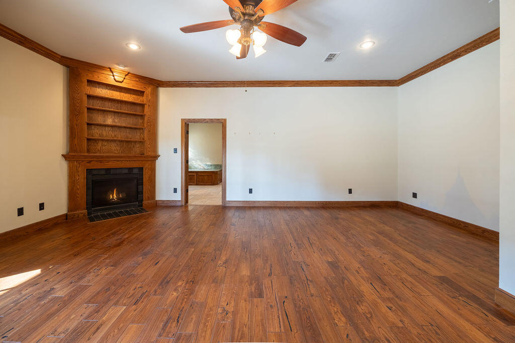 19706 C R 3100 Slaton, TX 79364 - Photo 73 of 195 AshleyAdamsMedia-531