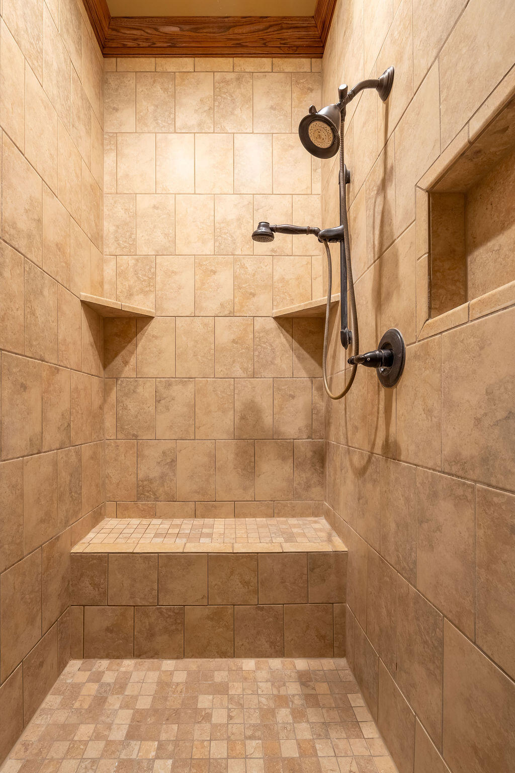 19706 C R 3100 Slaton, TX 79364 - Photo 80 of 195 AshleyAdamsMedia-544