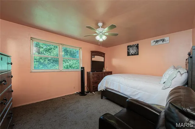 $179,900 | 1054 Willow Brook Drive, St. Louis, MO 63146