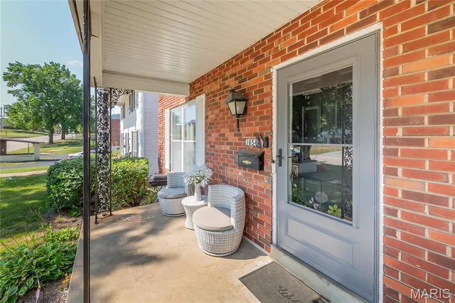 $179,900 | 1054 Willow Brook Drive, St. Louis, MO 63146