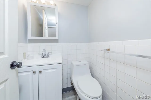 $179,900 | 1054 Willow Brook Drive, St. Louis, MO 63146