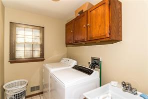 1309 Alderly Road Indianapolis, IN 46260 - Photo 15 of 26 Gallery Image 15