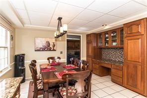 1309 Alderly Road Indianapolis, IN 46260 - Photo 9 of 26 Gallery Image 9