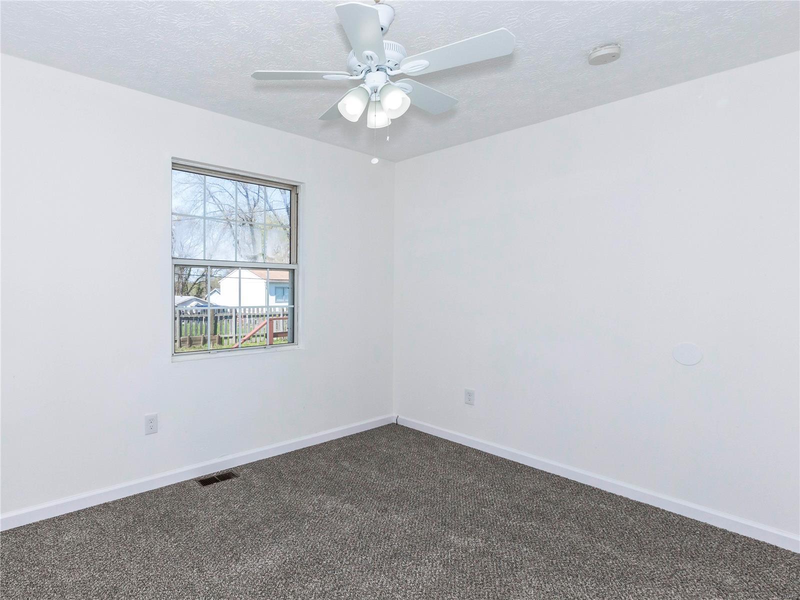 212 Big Arch Road Godfrey, IL 62035 - Photo 15 of 41 Gallery Image 15
