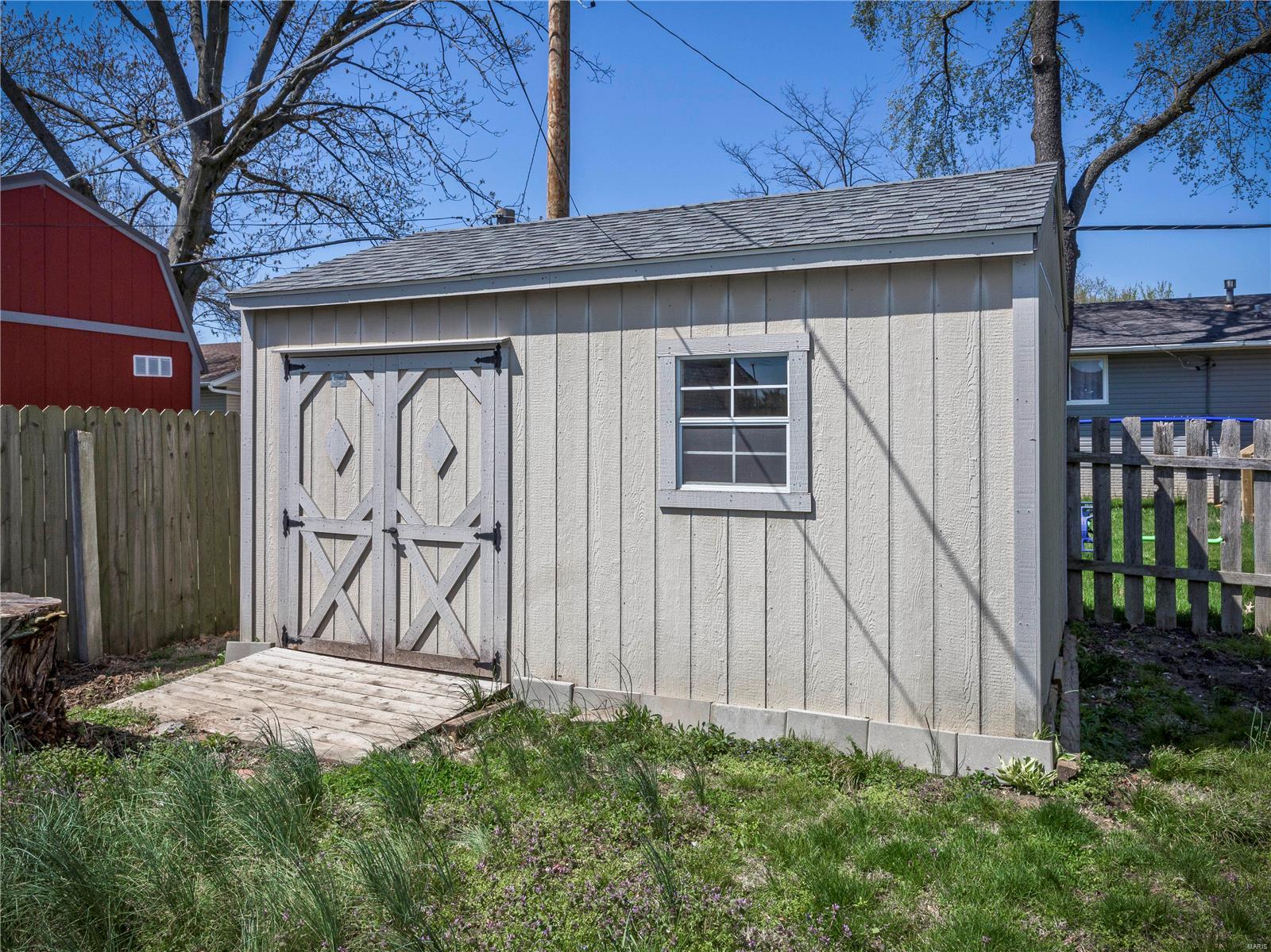 212 Big Arch Road Godfrey, IL 62035 - Photo 3 of 41 Gallery Image 3
