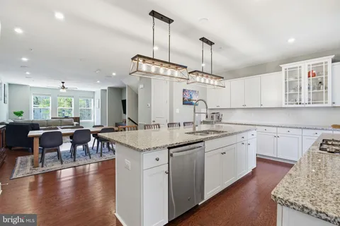 $675,000 | 2658 Sequoia Lane, Gambrills, MD 21054