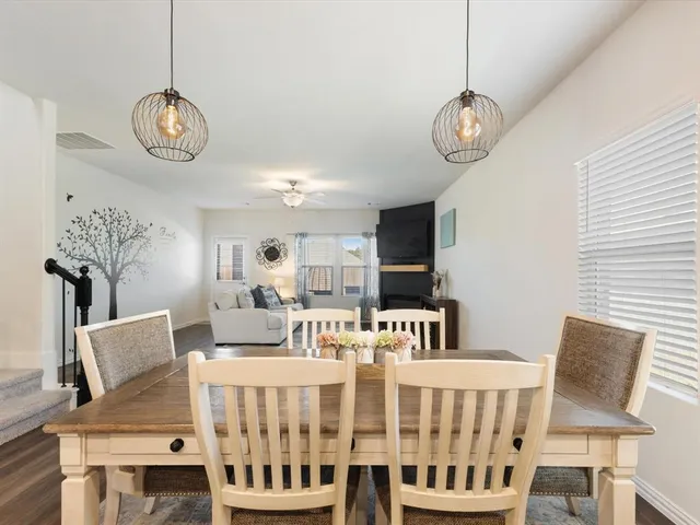 $495,000 | 223 Briarwood Lane, Lake Dallas, TX 75065