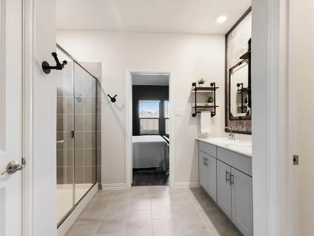 $495,000 | 223 Briarwood Lane, Lake Dallas, TX 75065