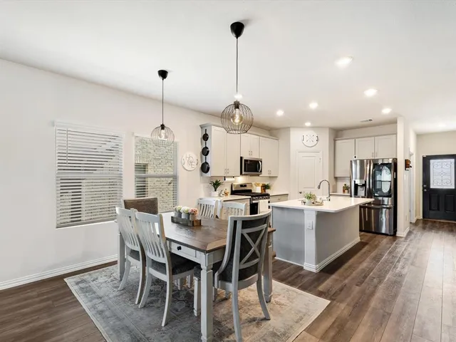 $495,000 | 223 Briarwood Lane, Lake Dallas, TX 75065