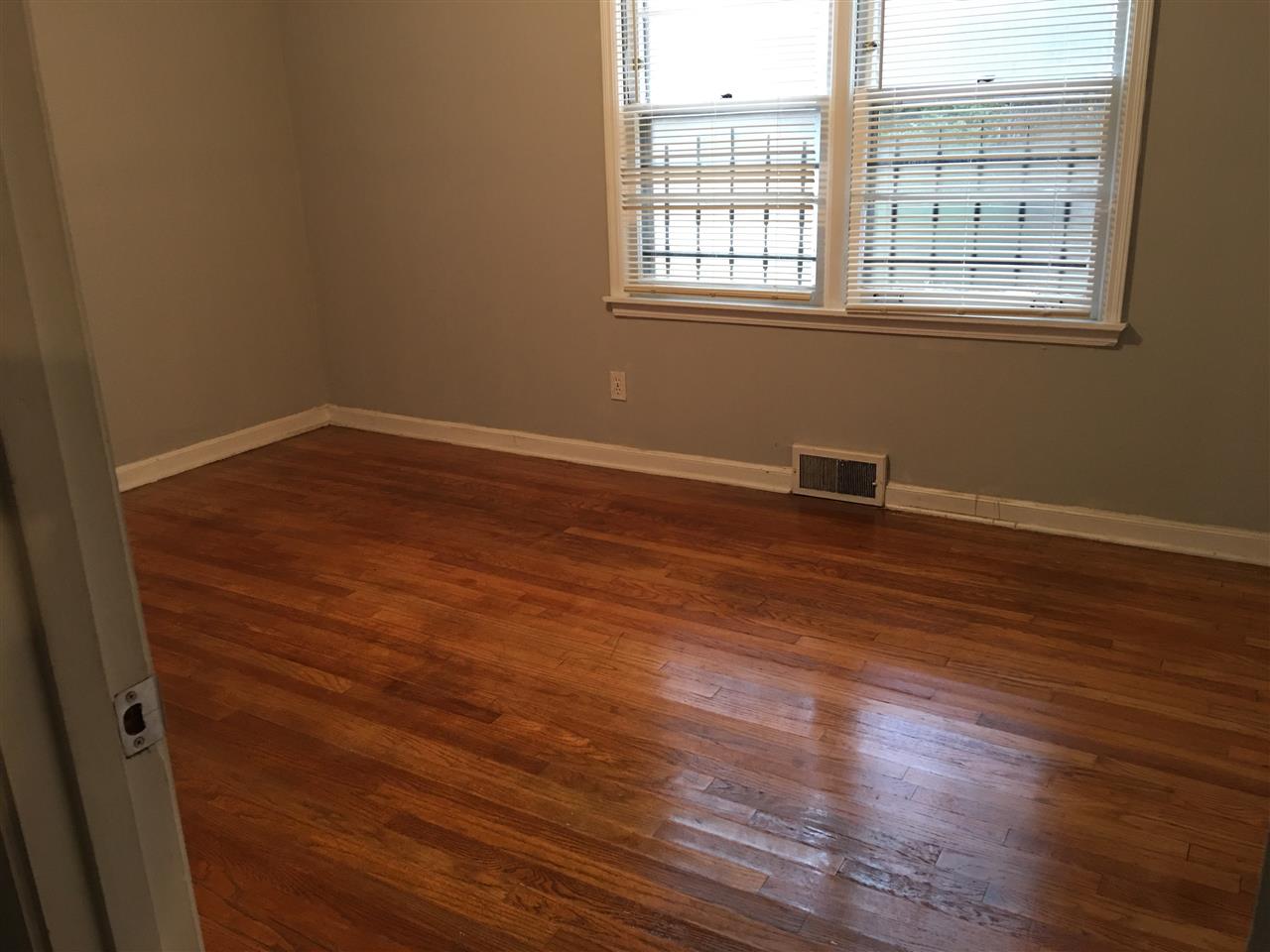 1518 Railton Road Memphis, TN 38111 - Photo 10 of 18