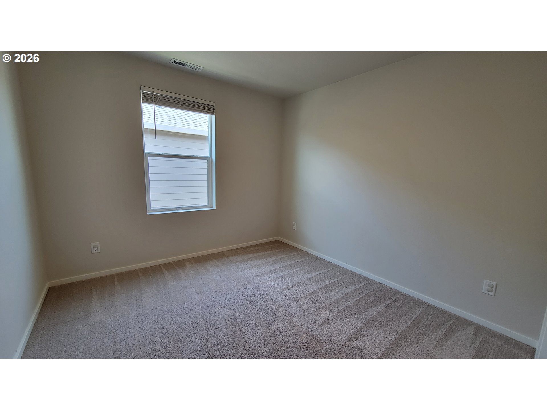2960 V Street Springfield, OR 97477 - Photo 15 of 27 a open hall with a window